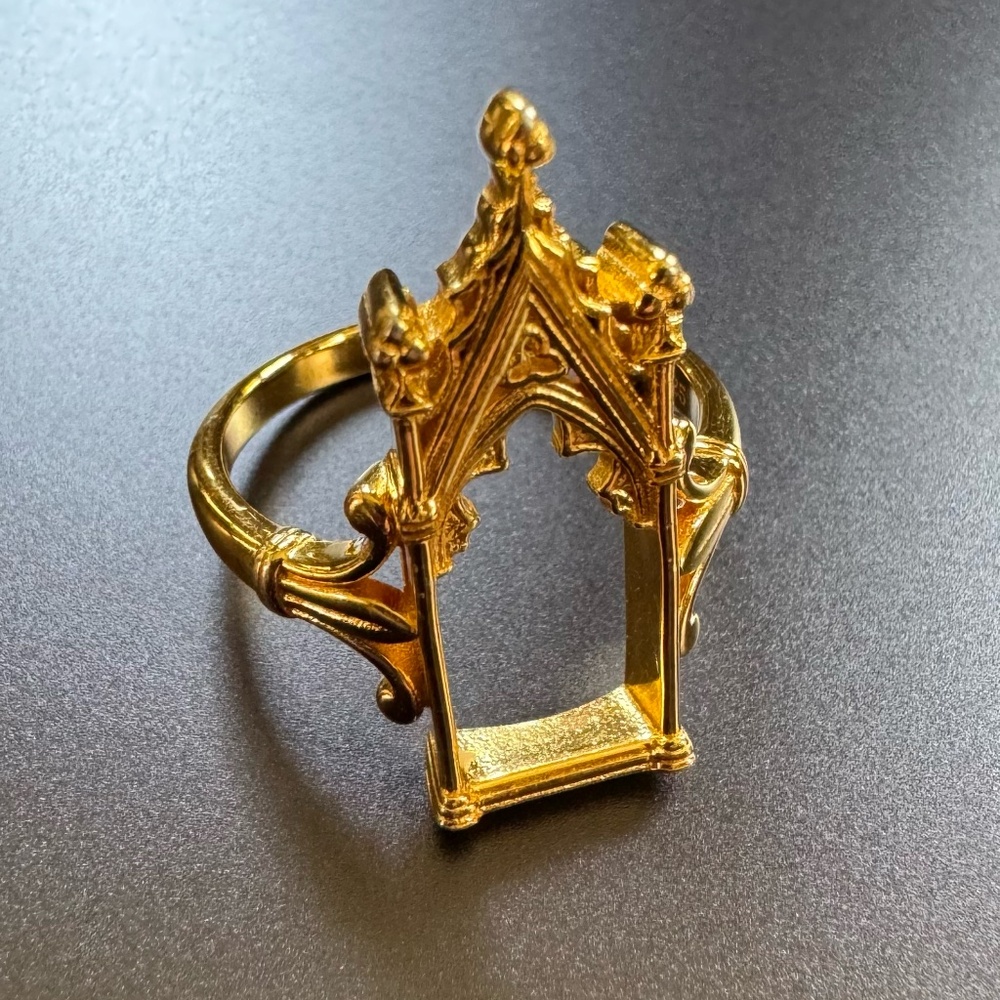 Regal Rose Lenore Gothic Arch Window Ring - Gold Size Large